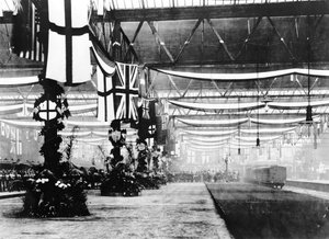 Victoria Station by English Photographer